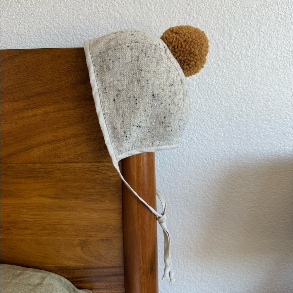 Briar Pom Bonnet